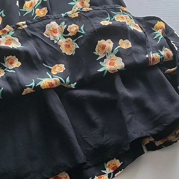 Floral Dress - Picture 3 of 4